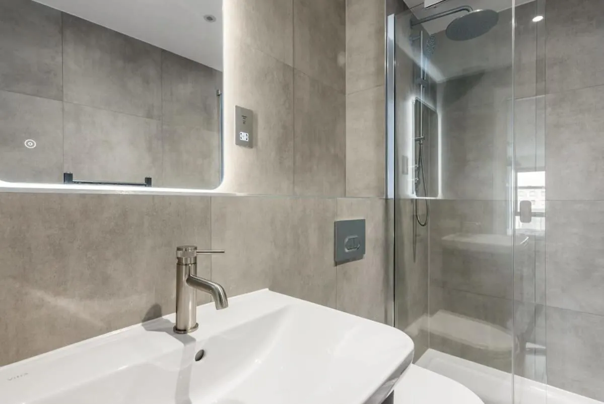 Stayzeni, Ouse Court York Fabulous 2 Bed Flat 0*,  United Kingdom